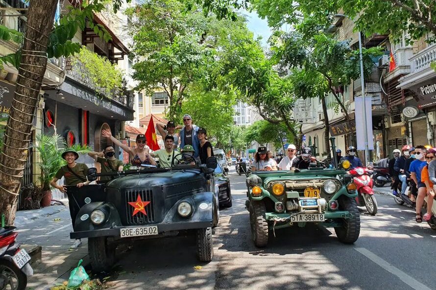 Hanoi Food Tour & City By Jeep or Vintage Motorbike