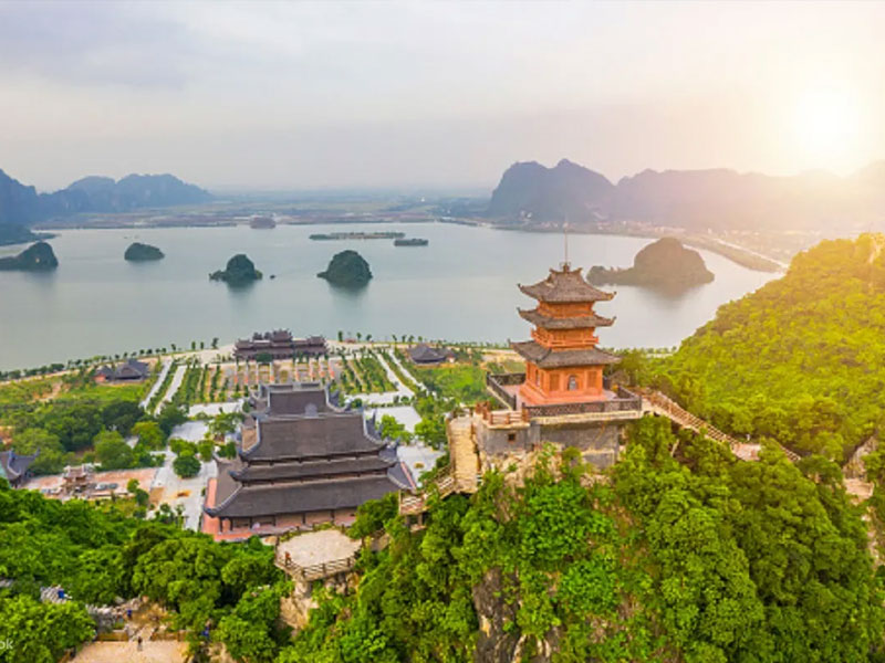 Explore Tam Chuc Pagoda – Vietnam’s largest pagoda complex